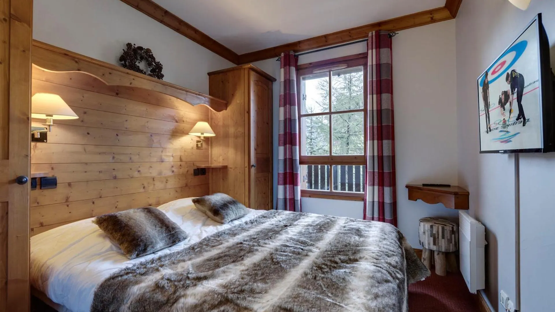 Apartment **Appartement 2 Chambres, Residence 5* Aux Arcs 1950, Piscines, Jacuzzi, Pied Des Pistes** - Fr-1-686-22 Les Arcs